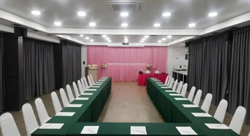 The Convenience Hotel