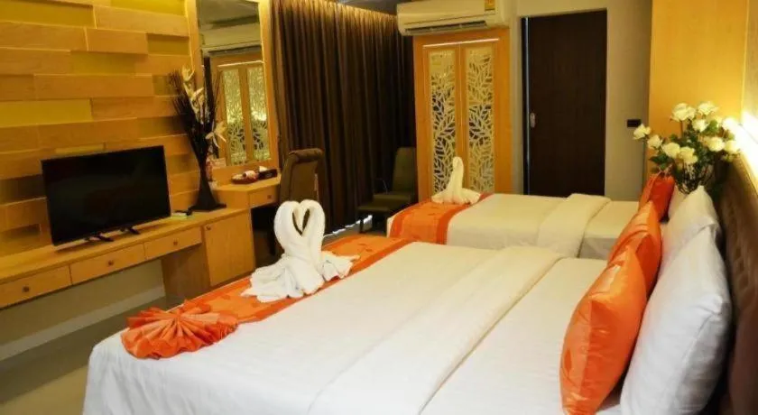 Bed in The Convenience Hotel