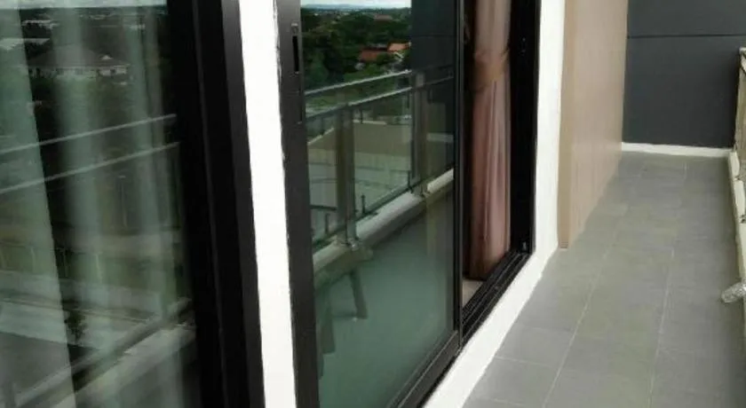 The Convenience Hotel