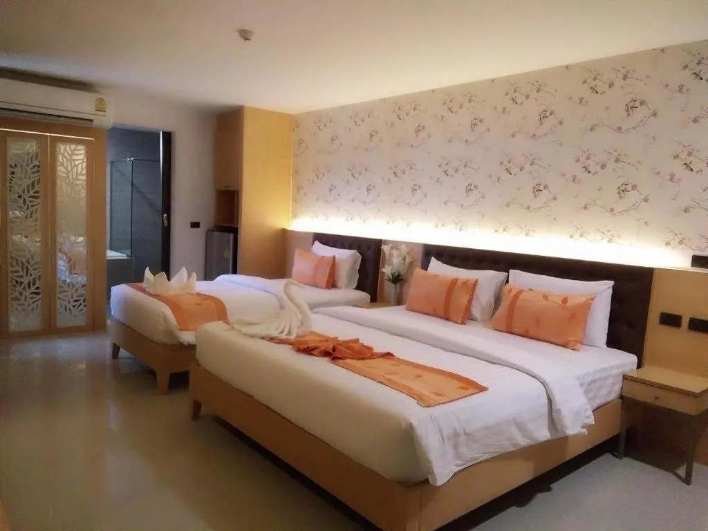 Bed in The Convenience Hotel