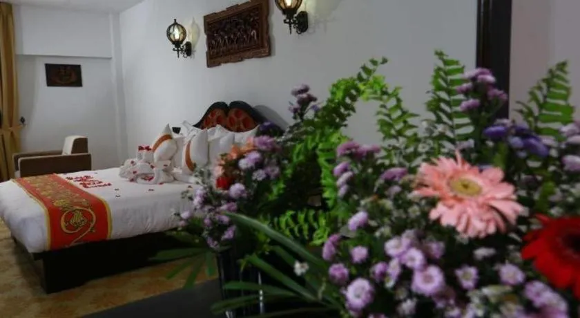 Bed in Royal Kandyan