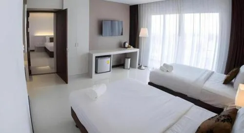 Chaisaeng Villa