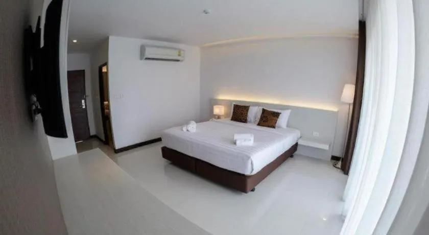 Bed in Chaisaeng Villa