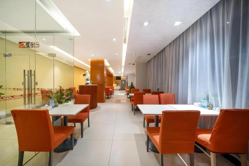 Jinjiang Inn Guangzhou Liwan Caihongqiao Metro Station