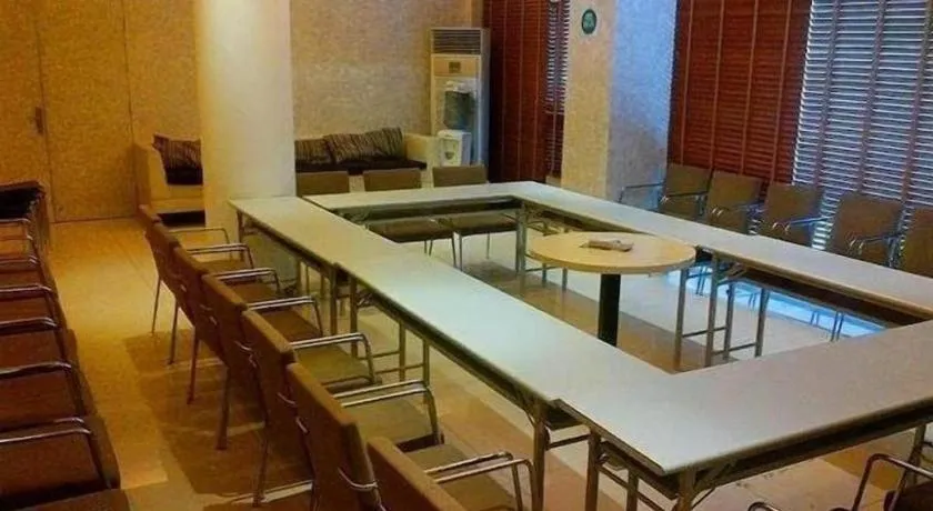 Jinjiang Inn Guangzhou Liwan Caihongqiao Metro Station