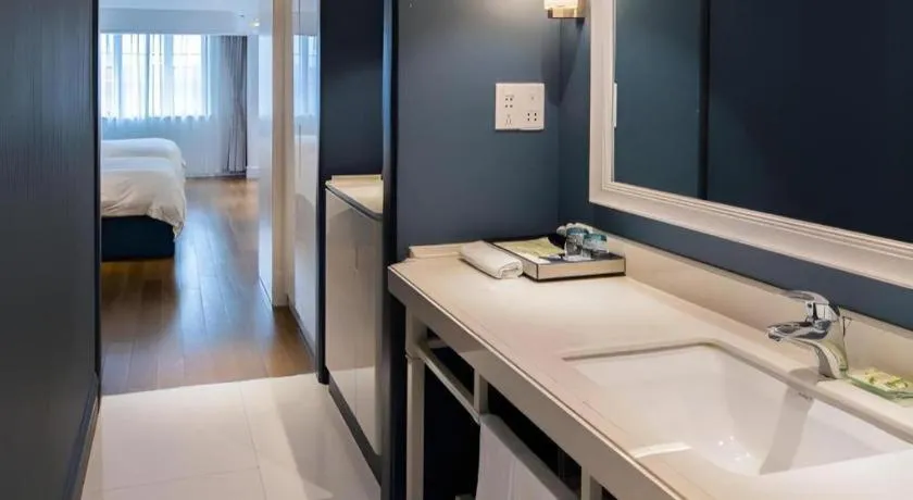 Bed in Shanghai Jinchen Hotel