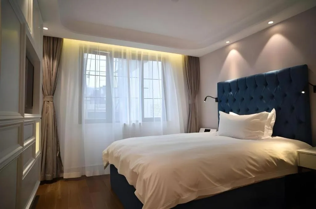 Bed in Shanghai Jinchen Hotel