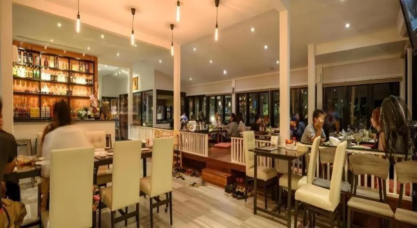 The Loft Seaside Sriracha Hotel