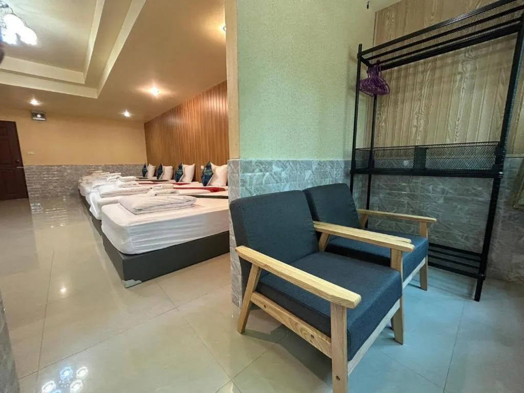 Bed in Khaoyai Kirithantip Resort