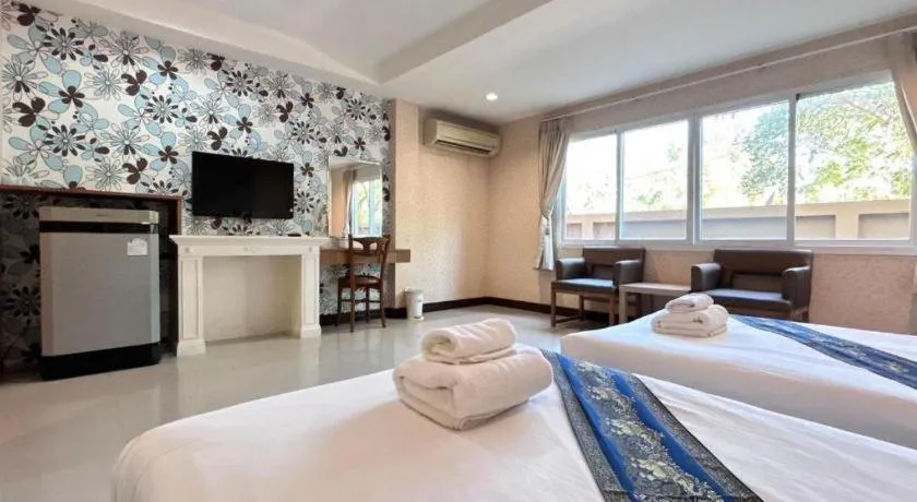 Bed in Khaoyai Kirithantip Resort