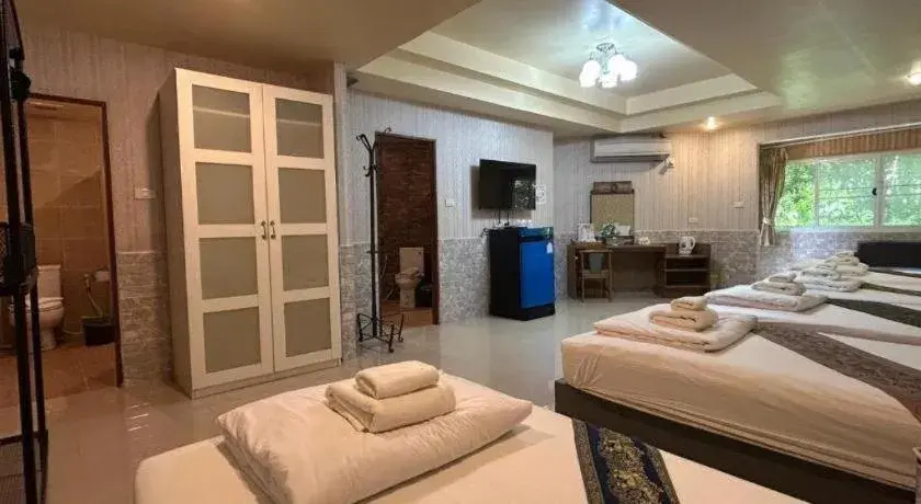 Bed in Khaoyai Kirithantip Resort Bed in Khaoyai Kirithantip Resort