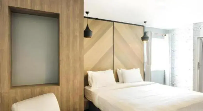 Bed in The Circle Hotel Bed in The Circle Hotel