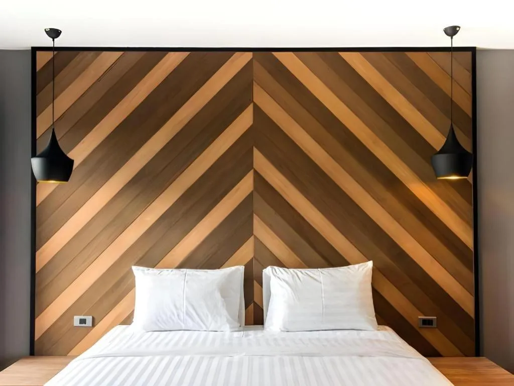 Bed in The Circle Hotel