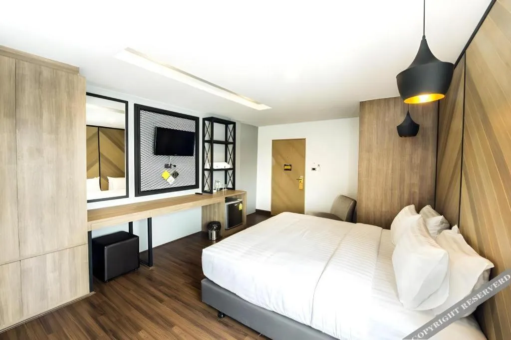 Bed in The Circle Hotel