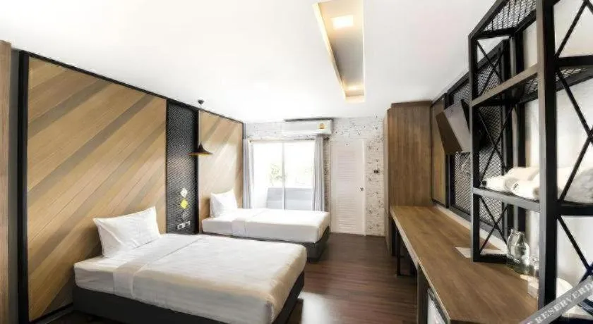 Bed in The Circle Hotel