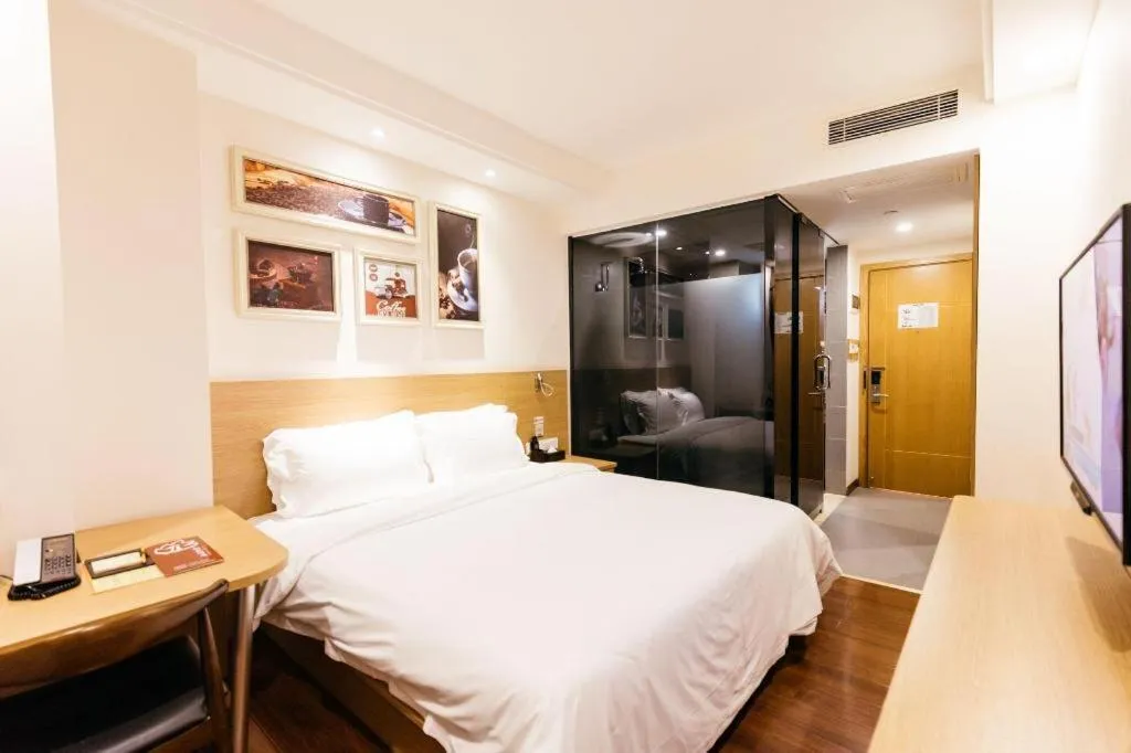 Bed in T Social Hotel Guangzhou Railway Station Branch
