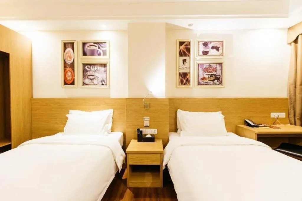 Bed in T Social Hotel Guangzhou Railway Station Branch