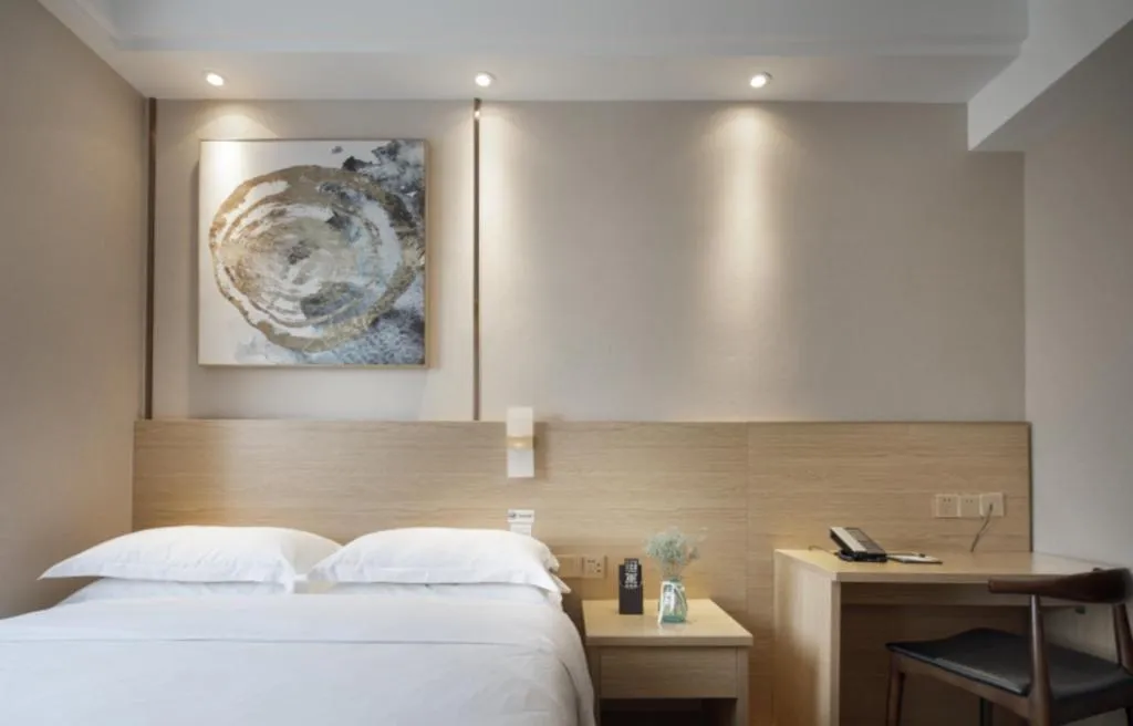 Bed in T Social Hotel Guangzhou Railway Station Branch