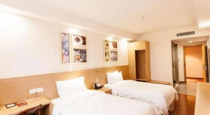 Bed in T Social Hotel Guangzhou Railway Station Branch