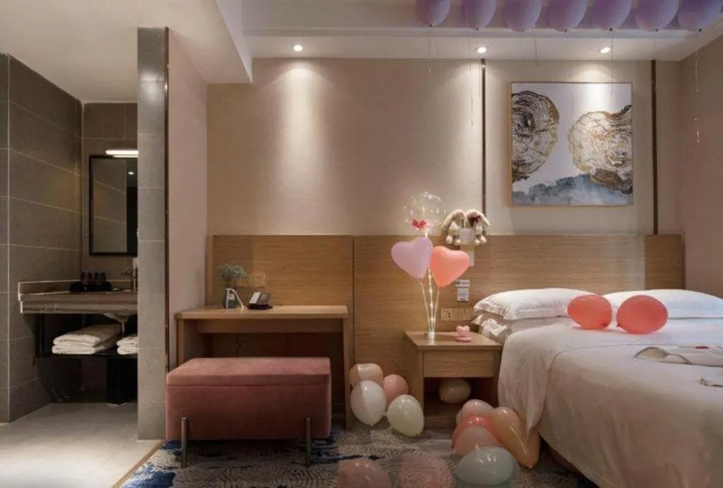 Bed in T Social Hotel Guangzhou Railway Station Branch