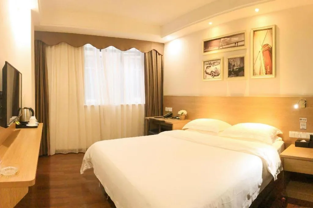 Bed in T Social Hotel Guangzhou Railway Station Branch
