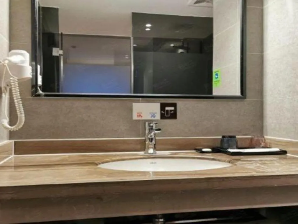 T Social Hotel Guangzhou Railway Station Branch