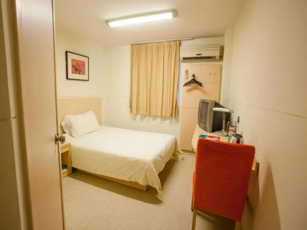 Bed in Jinjiang Inn Shanghai Tongji University Bed in Jinjiang Inn Shanghai Tongji University