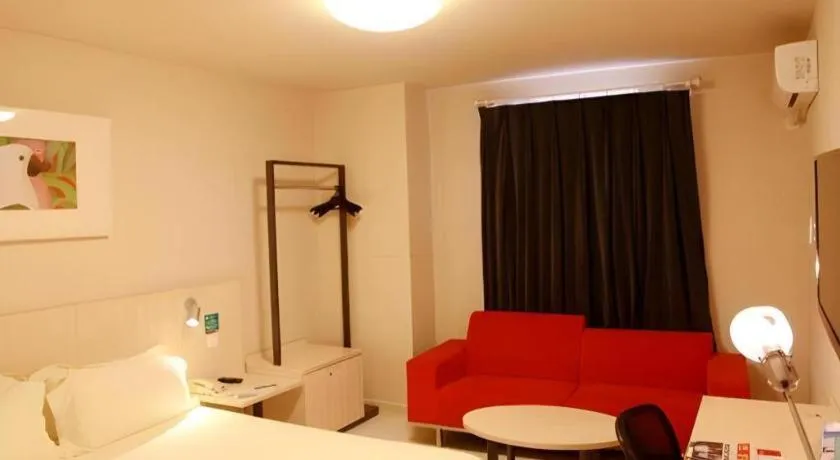 Bed in Jinjiang Inn Beijing Capital International Airport New Expo Metro Station