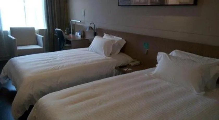 Bed in Jinjiang Inn Select Shanghai Expo Park Dezhou Road