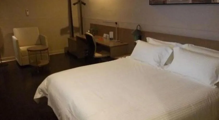 Bed in Jinjiang Inn Select Shanghai Expo Park Dezhou Road