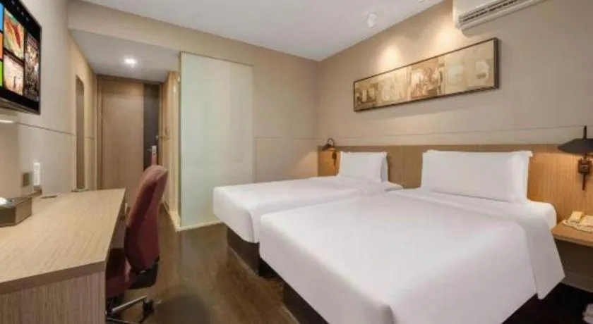 Bed in Jinjiang Inn Select Shanghai Expo Park Dezhou Road