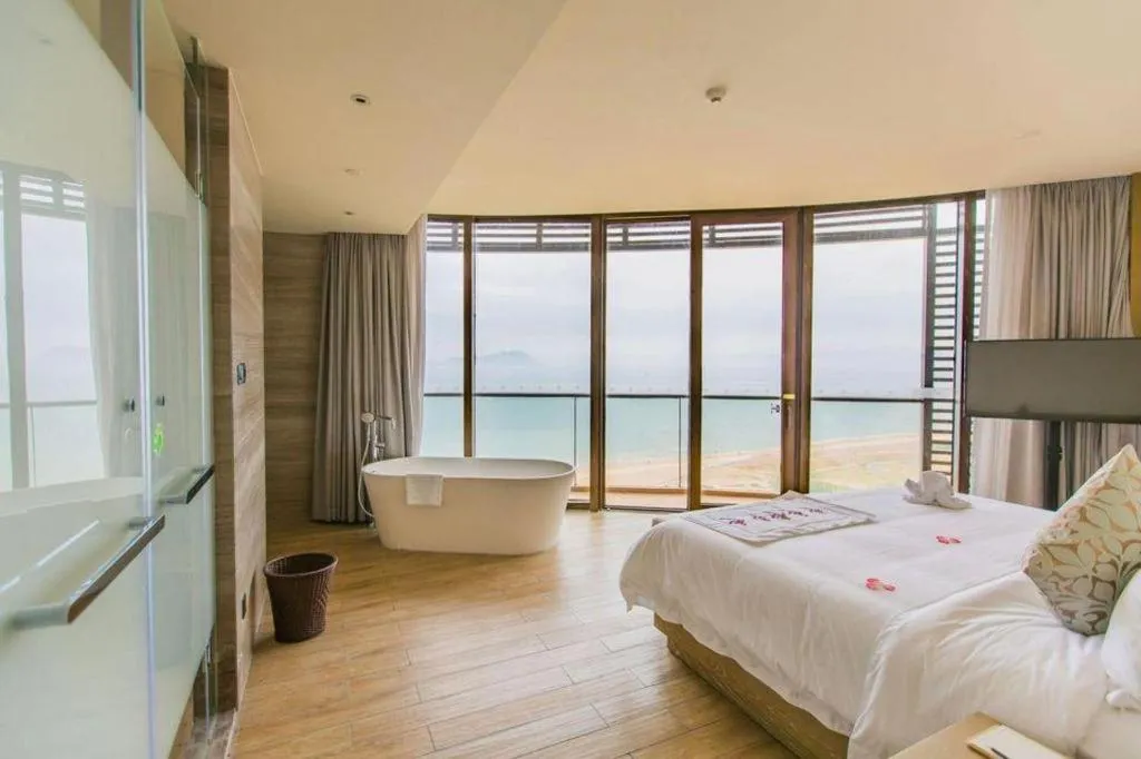 Bed in Mangrove Tree Resort World Qingdao