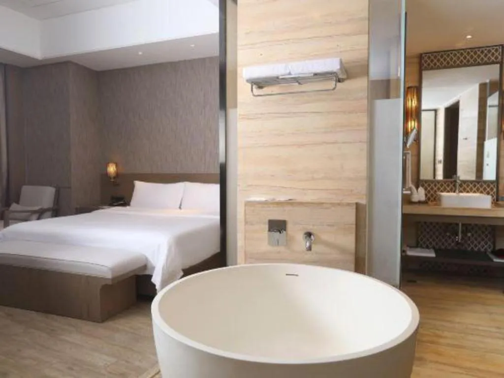 Bed in Mangrove Tree Resort World Qingdao