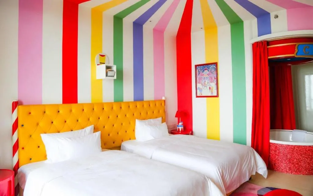 Bed in Mangrove Tree Resort World Qingdao