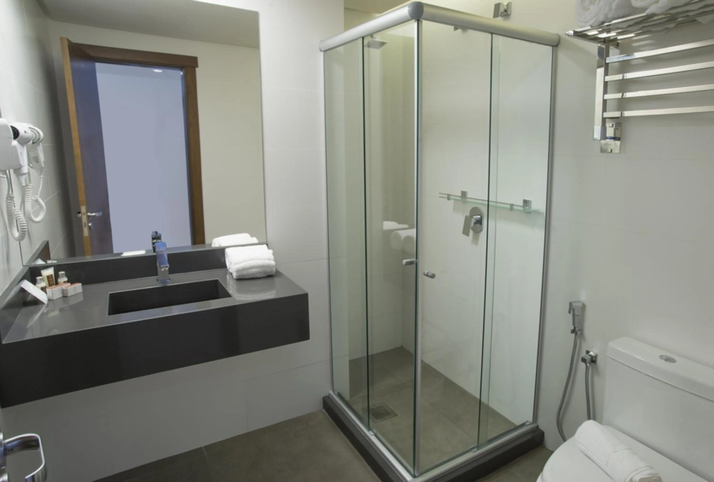 Bathroom in Hotel Laghetto Stilo Centro