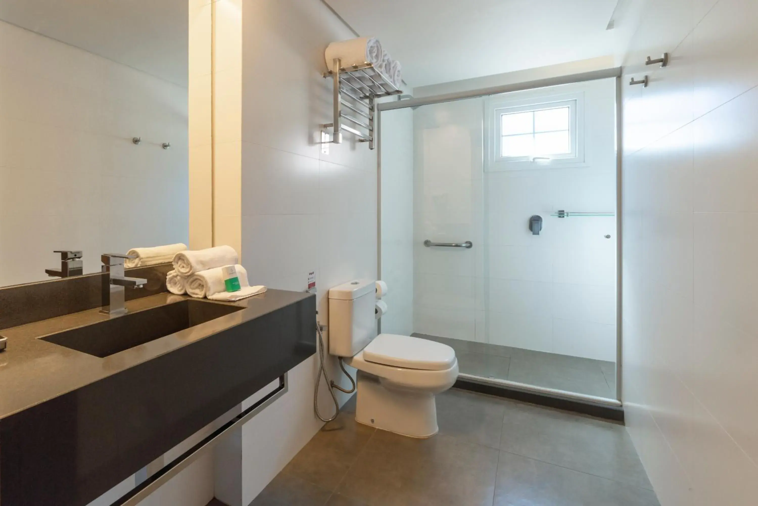 Bathroom in Hotel Laghetto Stilo Centro Bathroom in Hotel Laghetto Stilo Centro