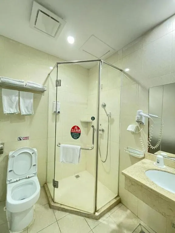 GreenTree Inn Shenzhen Guanggang Port Futian South Road Express Hotel