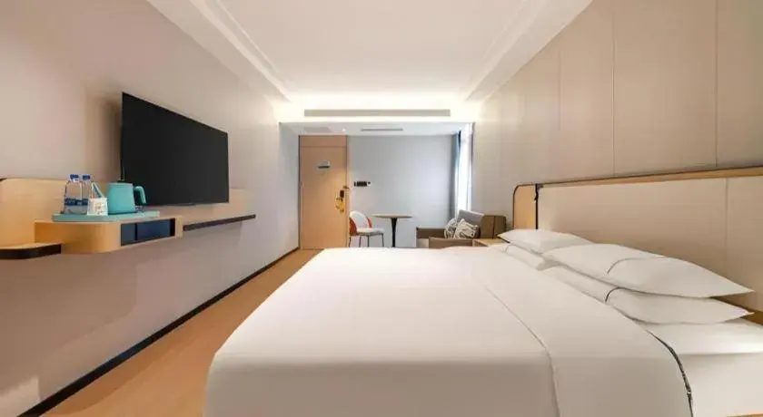 Bed in City Comfort Inn Guangzhou Tiyu West Road Metro Station Bed in City Comfort Inn Guangzhou Tiyu West Road Metro Station