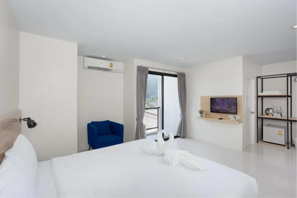 Bed in Le Park Hotel