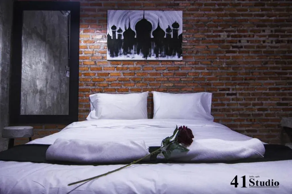 Bed in 41Studio Bed in 41Studio