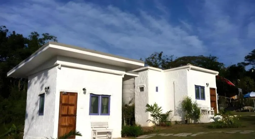 White Rock Resort Pakchong