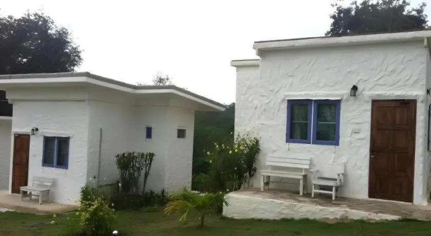 White Rock Resort Pakchong