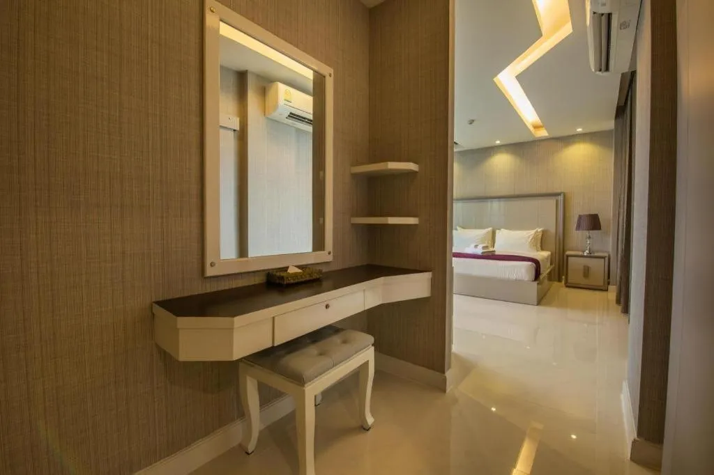 Bed in Phuglong Hotel