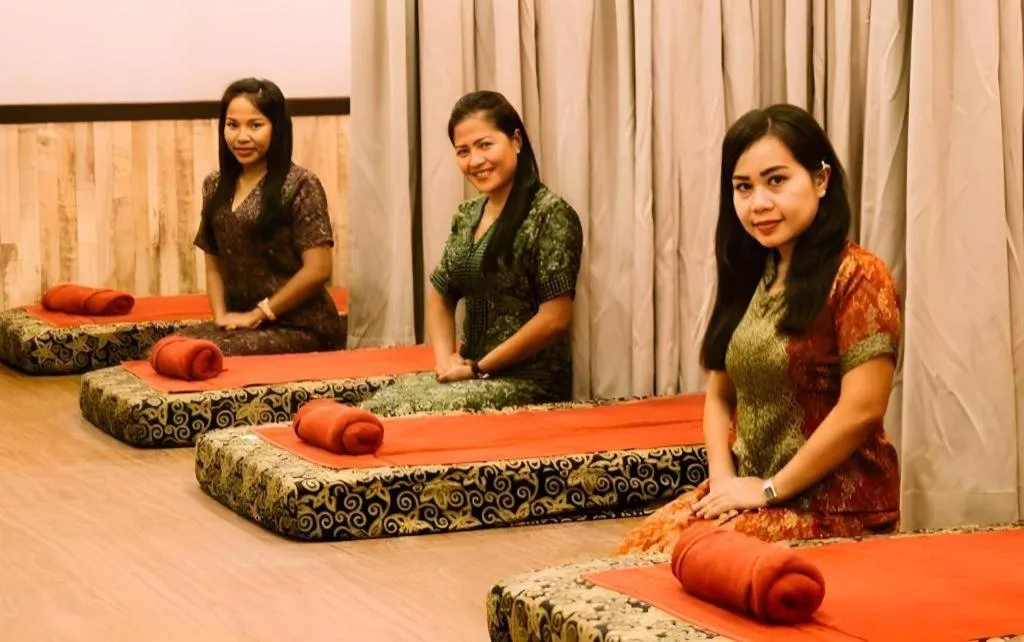 The Golden Bay Hotel Batam