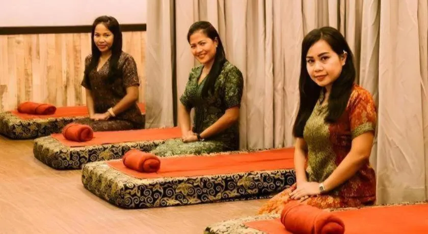 The Golden Bay Hotel Batam