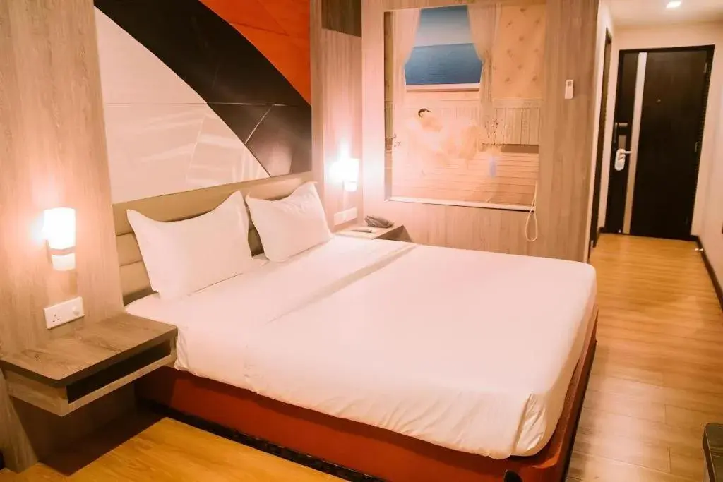 Bed in The Golden Bay Hotel Batam Bed in The Golden Bay Hotel Batam