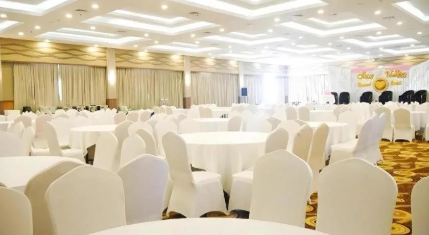 The Golden Bay Hotel Batam