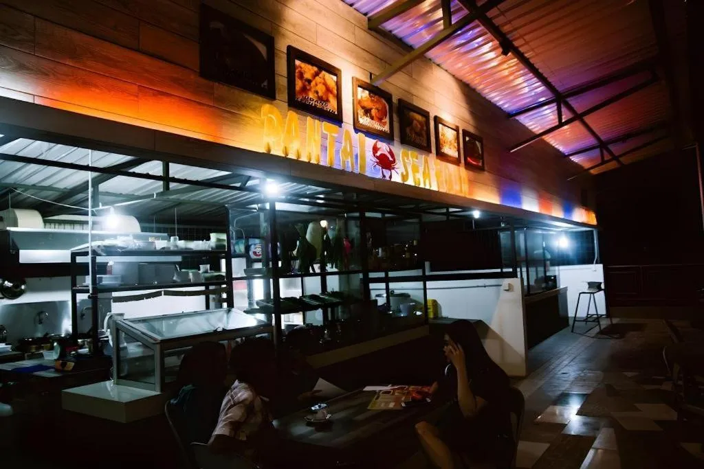 The Golden Bay Hotel Batam