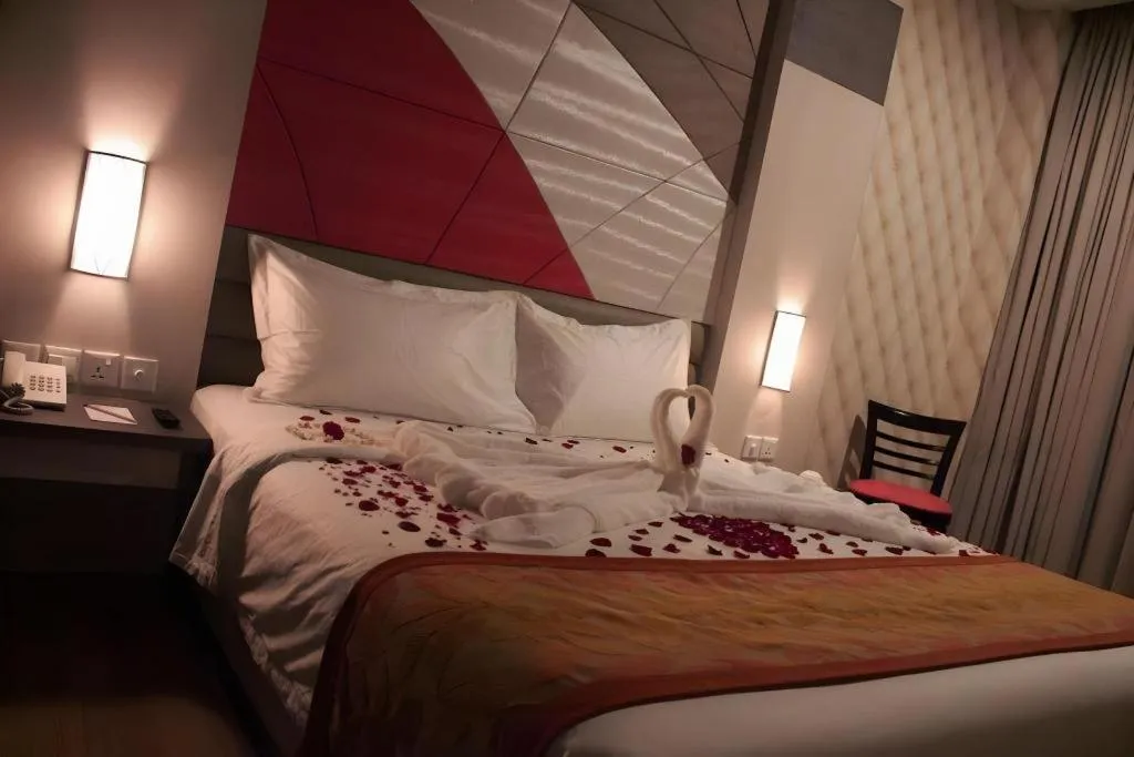 Bed in The Golden Bay Hotel Batam