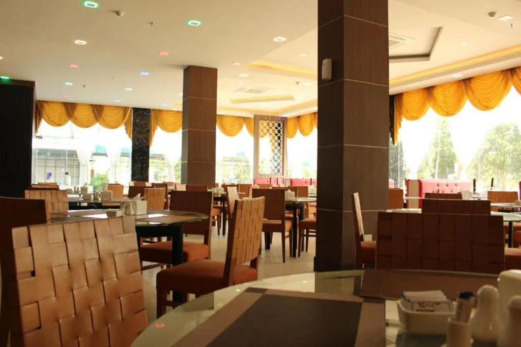 The Golden Bay Hotel Batam